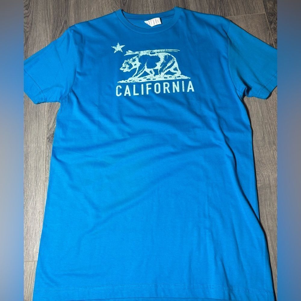 California Graphic  Tee Shirt Mens Size Medium EPC
